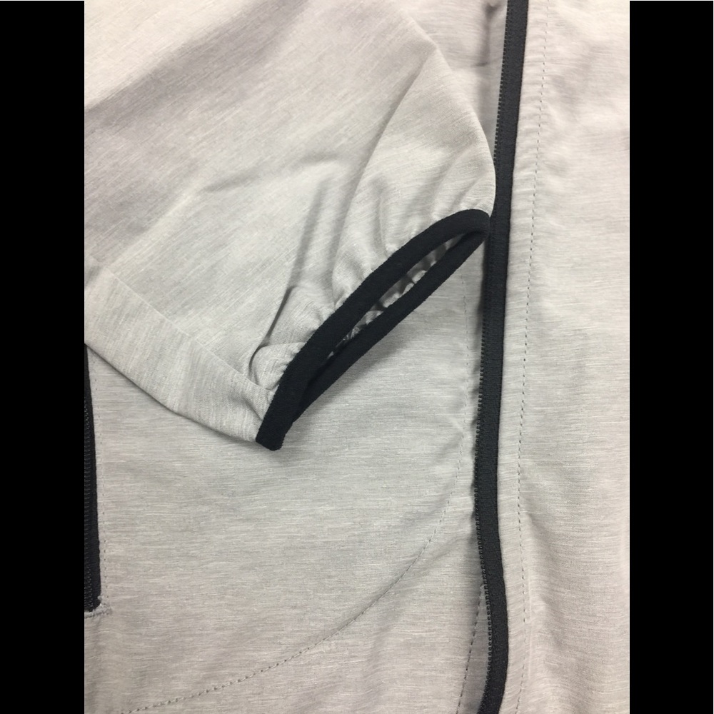 New Nike Women’s running jackets - Picture 6 of 6